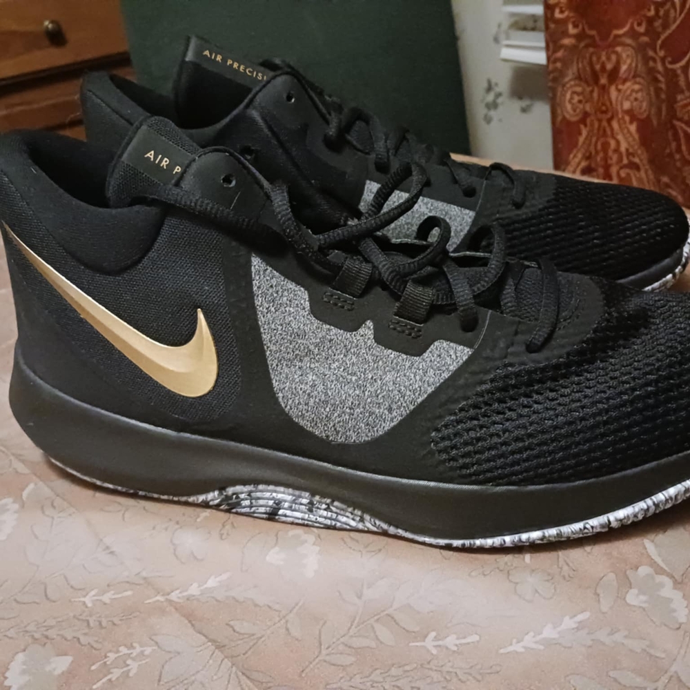 Nike Air Precision 2 Size 13 Brand New!
